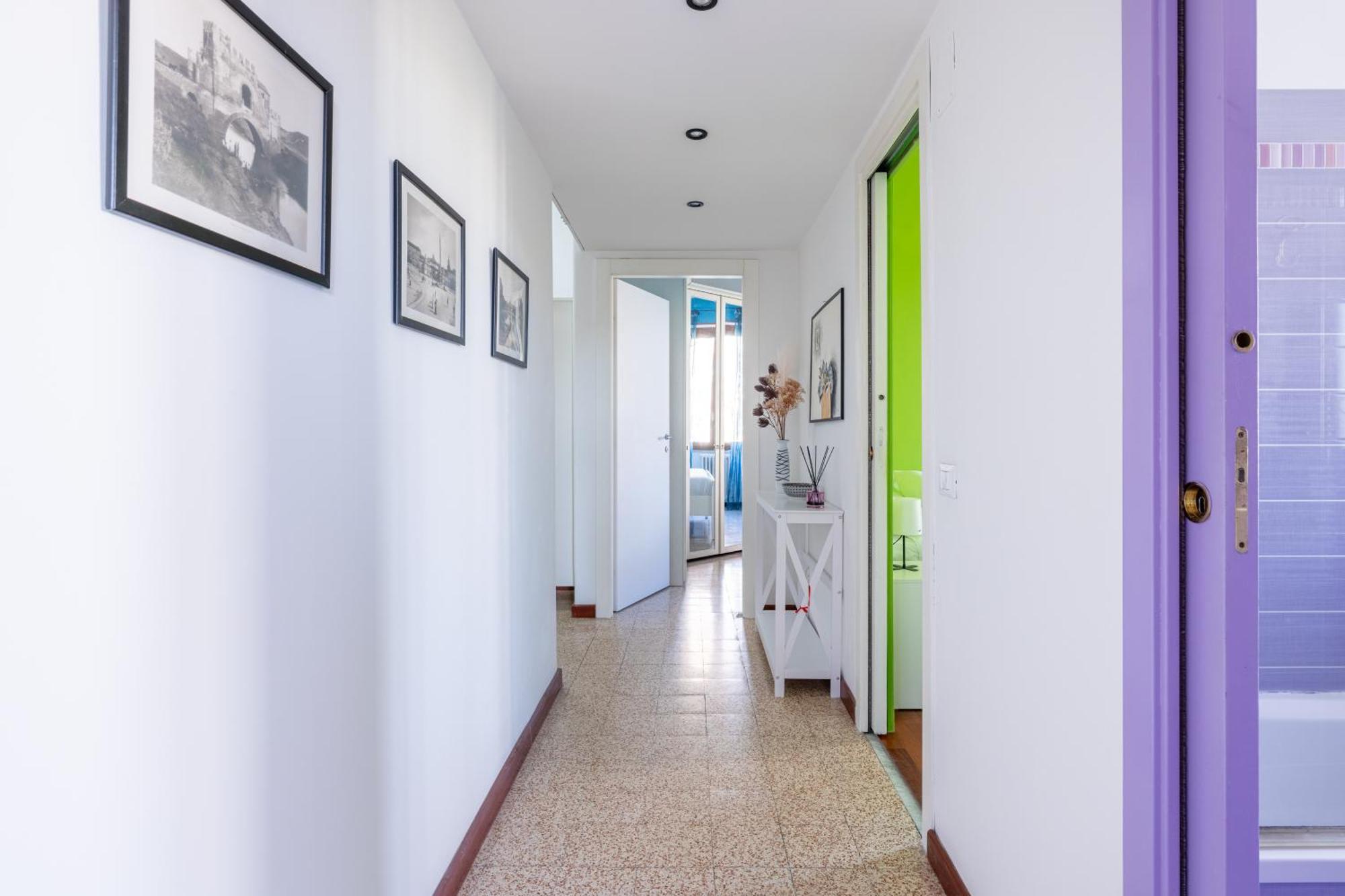 Colorful House On The Tiber Apartment Rom